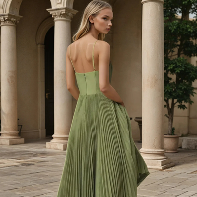 Evelaura™ | Elegantes langes Kleid mit schmalen Trägern